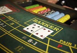 dt7777 Live Tables aur Slots Ek Jagah